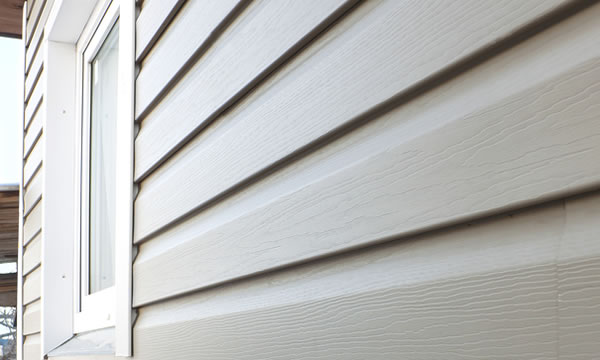 Vinyl Siding Replacement and Repair Contractor in Beaver Dam, Wisconsin.
