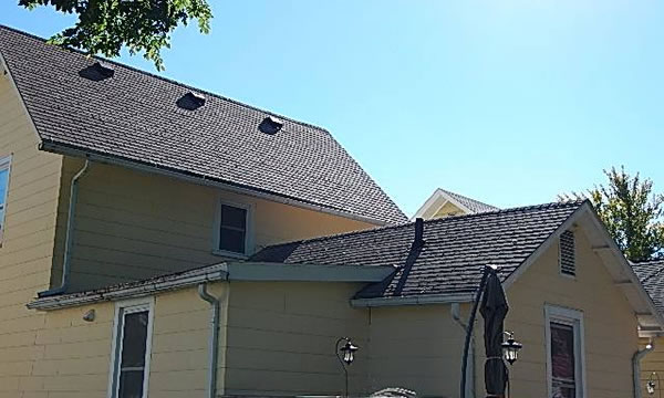 Roofing Estimates in Hartford, Wisconsin.