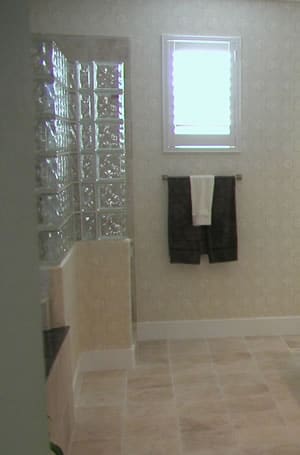 Bathroom Remodeling Contractor in Hartford Wisconsin.